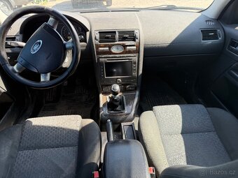 Prodám Ford Mondeo 2.0 Tdci 96kw 2005 - 4