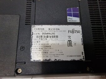 Notebook Fujitsu Lifebook E5440M - 4