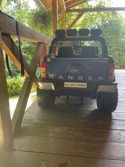 Elektrické autíčko Ford Ranger 4x4 - 4