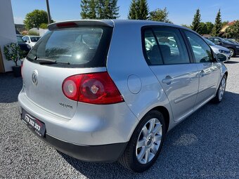 Volkswagen Golf 5 1.6 Fsi 85KW SERVISNÍ KNIHA - 4