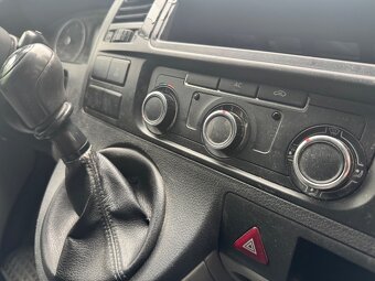 Prodám VW Transpoter T5/1 - 2.0 TDI 62 KW 3 MíSTA 2012 - 4
