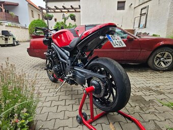 Triumph Speed triple 1050 - 4