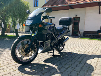 Kawasaki GPZ 500 S - 4