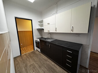 Pronájem bytu 2+1, Dlouhá, Zlín, 13000 Kč/měs, 56 m2 - 4