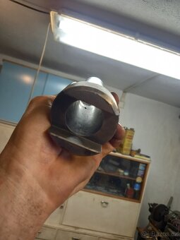 Redukční pouzdro metrické Me40/Me32 - 4