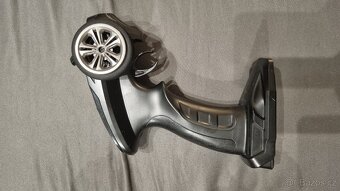 Auto na dálkové ovládání Spirit - 4