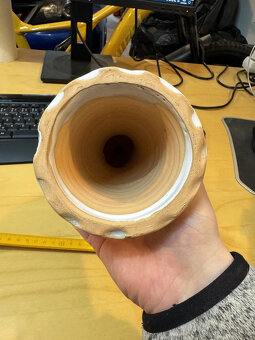 Dekorativní figurka v bílém provedení - hezký stav, nezničen - 4