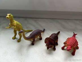 Figurky dinosauru - 4