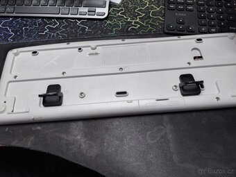 Klávesnice a myš Logitech - 4