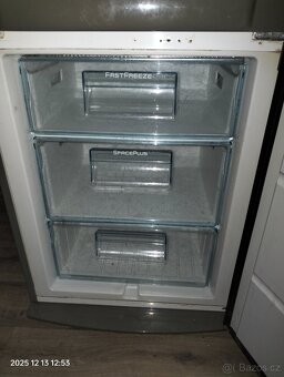 Lednice s mrazákem Elektrolux - 4