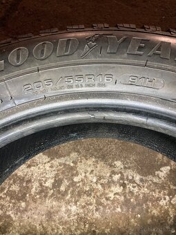 205/55/16 zimní - 4