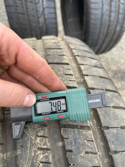 Bridgestone 295/45 R20 110T - 4