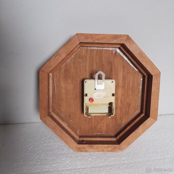 Nástěnné hodiny Wiemar a JVD - 4