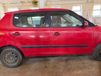 Škoda Fabia 2 1.2htp díly - 4