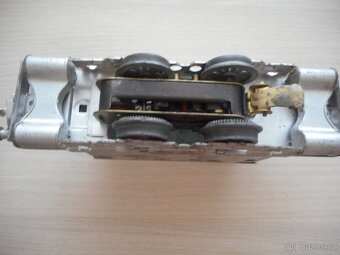 Na tří kolej starý Merkur = Hornby  rok 1931 až 1953 - 4
