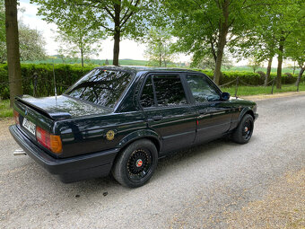 BMW E30 324td - 4