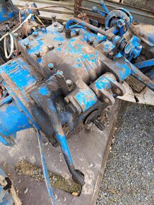 Zetor 3011 po dilech - 4