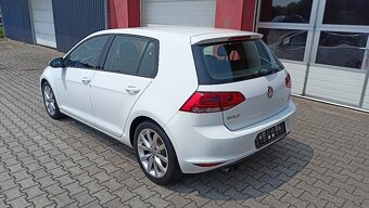 VW GOLF VII 1,4 TSI highline 135tis km pěkný bez koroze - 4