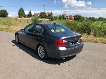 Nabízím BMW 320i, 110 kW, automatická převodovka - 4