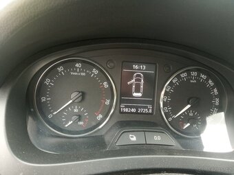 Škoda Rapid 1.2 TSI-77kw r.v.2014, naj 198tis - 4