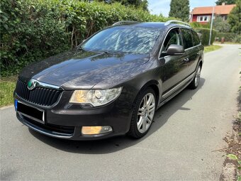 Škoda Superb COMBI 2.0TDI 125KW DSG 6Q 2011 - 4