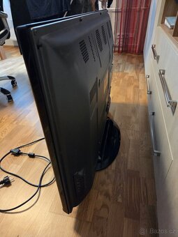 Panasonic TX-P42X10E - 4