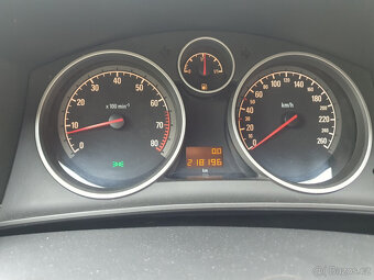 Opel Astra GTC 1.8 - 4