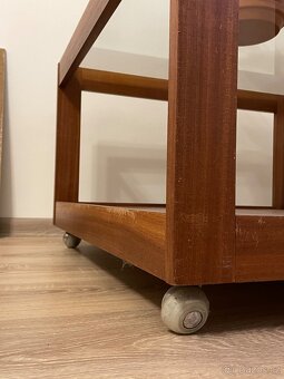 Skleněný vintage stůl/vitrína - 4