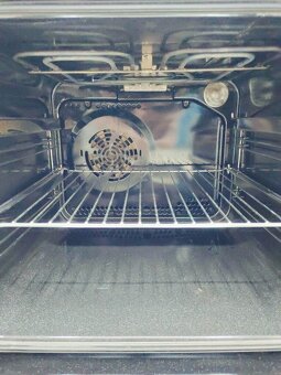 zánovní nerezová vestavná trouba Zanker Electrolux - 4