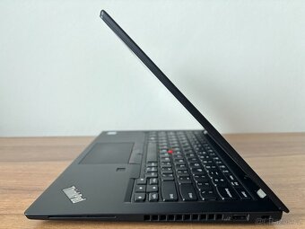 Lenovo ThinkPad X390 - 4