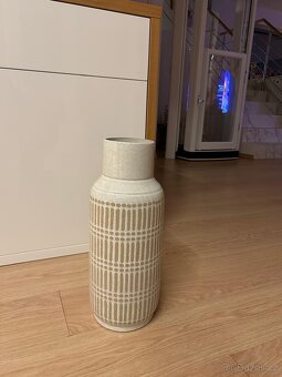 Elegantní váza - 4