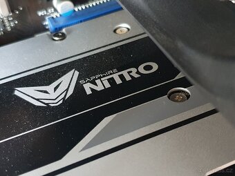 8GB DDR5 Sapphire Radeon RX 570 NITRO - 4