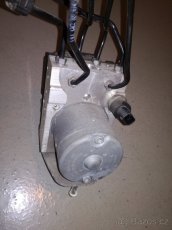 Jednotka ABS / ESP - 4
