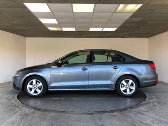 VOLKSWAGEN JETTA 1.2TSI - 4
