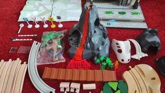 Vláčkodráha (dřevěná železnice) Dinoland + Hlavní nádraží - 4