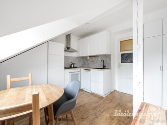 Pronájem bytu 1+kk, Holečkova, Smíchov, 17900 Kč/měs, 35 m2 - 4