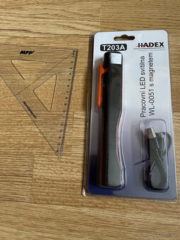 nepoužitá pracovní LED svítilna s magnetem, magnet - 4