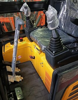 Minibagr 2T, nový , záruka, DPH, 3 lžíce - 4