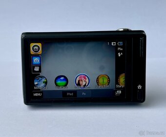 Samsung WB210 –fotoaparát s dotykovým displejem - 4