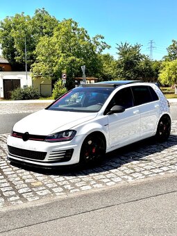 Golf GTI VII PERFORMANCE - Airlift/ DSG / Pano / Kamera - 4