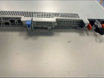 Dell PowerEdge R340 - 4