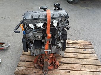 MOTOR SE ZÁRUKOU - VW TOUAREG 2,5TDi 128KW – typ BAC - 4