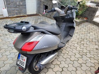 Skutr aprilia atlantic 125 - 4