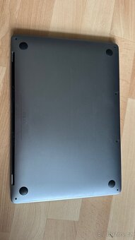 MacBook Pro M1 Retina Touch Bar 13" / 8GB / 512GB CZ (2021) - 4