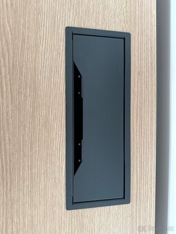 Kancelářský stůl - 4