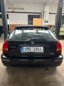 Honda Civic coupe 1,4 - 4
