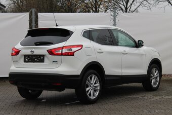 Nissan Qashqai 1.5dCi LED + P.SENZORY + PR.SERVIS - 4
