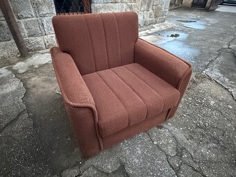 Sedací souprava a dvě křesla - 4