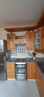 Dřevěná masivní kuchyň (dub) - 4