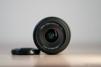 Sigma 19 mm F2.8 - 4